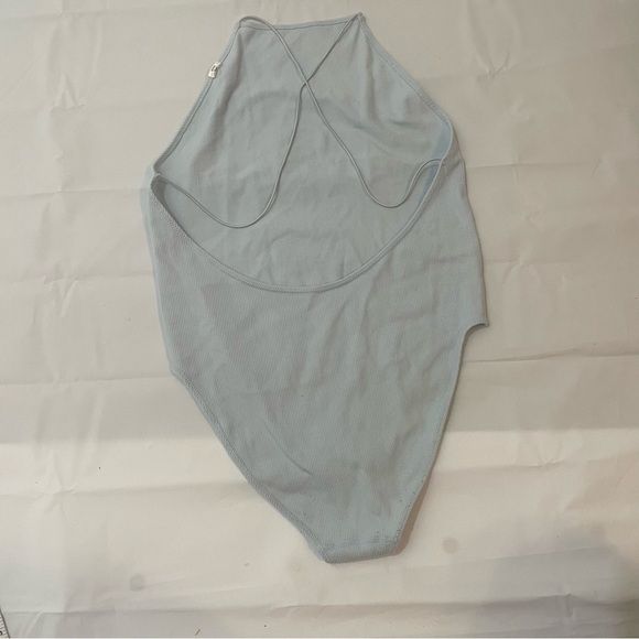💙 Light Baby Blue Halter Bodysuit – Size Unknown 💙 - Picture 6 of 9